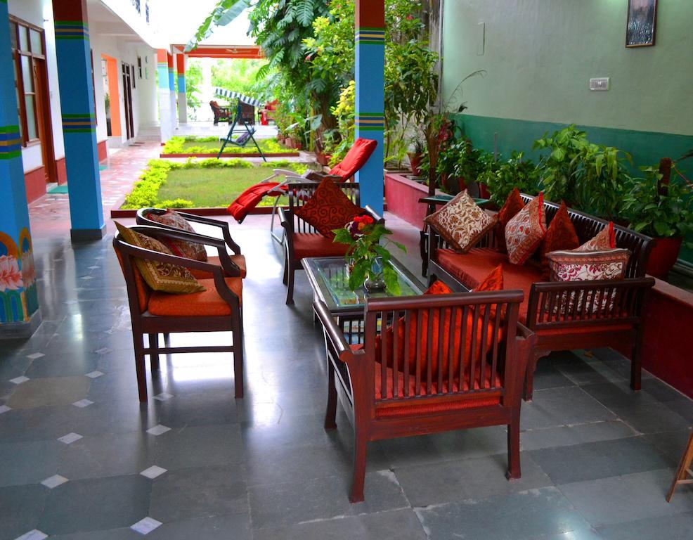 Hotel Harmony Khajurāho Exterior foto